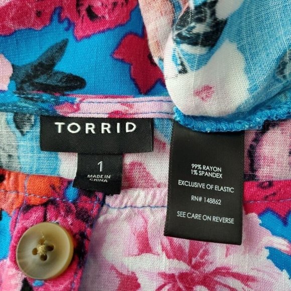 Torrid Rayon Slub Button Front Flutter Sleeve Top Plus Size 1X Short Sleeve Blue - Picture 5 of 6